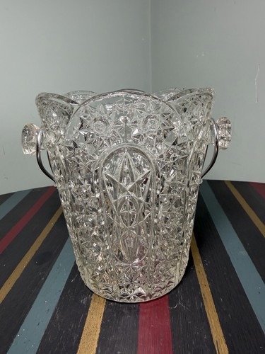 Vintage pressed glass ice - pressed,