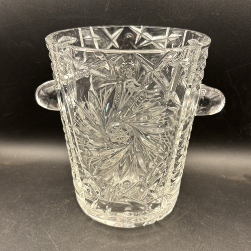 Ice bucket cut - cut, crystal