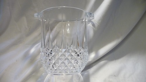Large impressive cut - impressive, glass