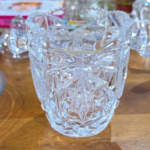 Cut glass ice - ice, clear